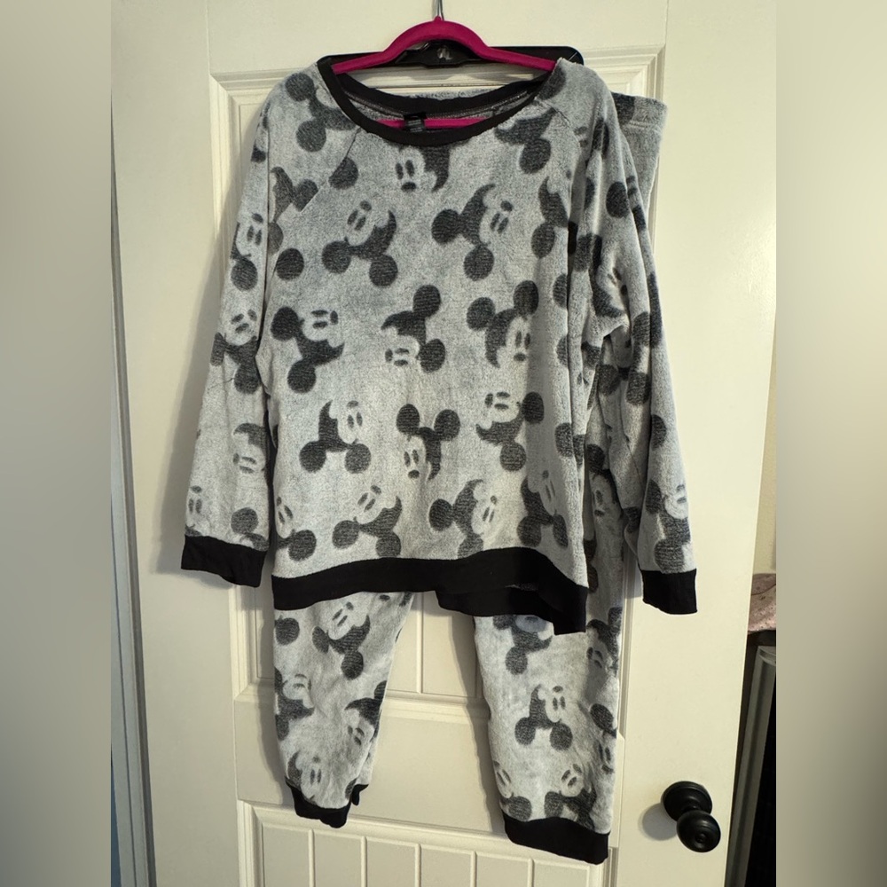 Disney Mickey Mouse Kids Pajamas - Gray and Black